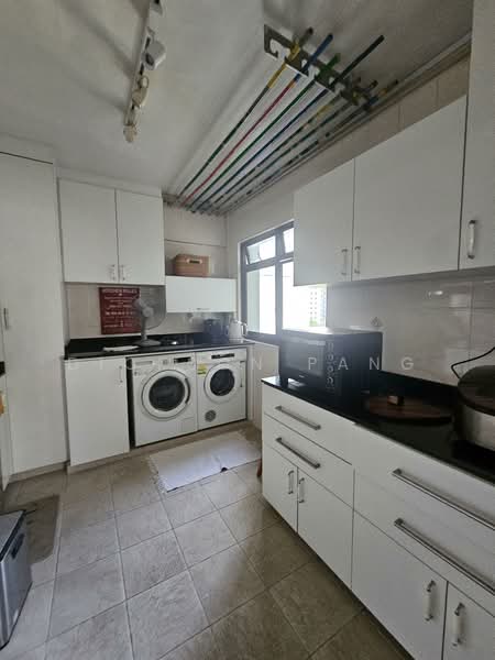 671C Jurong West Street 65, 671C Jurong West Street 65, 3 Bedrooms, 1,345 sqft, HDB Flat For Rent, by Dickson Pang, 60009238 - Kitchen - PropertyGuru.com.sg
