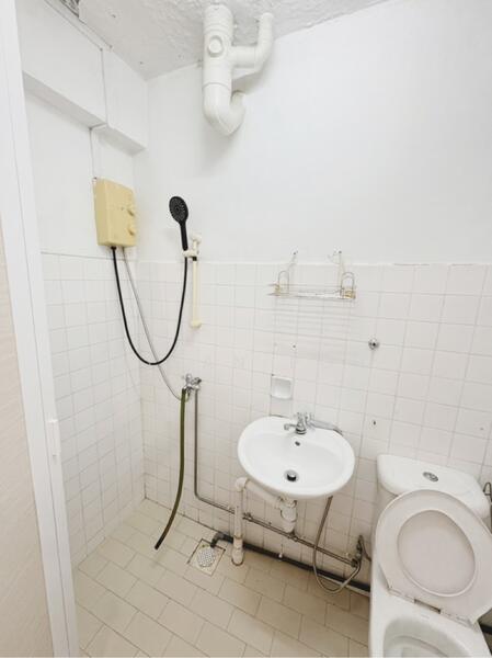 301 Ubi Avenue 1, 301 Ubi Avenue 1, 1,484 sqft, Shop / Shophouse For Sale, by Dylan Poh, 60009541 - CommercialGuru.com.sg