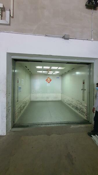 LAE Building, Soon Lee Road, 10,100 sqft, Warehouse For Rent, by Doris Tan, 60009598 - 5 ton cargo lift - CommercialGuru.com.sg