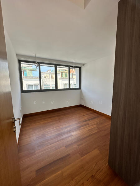 3rd floor bedroom 5