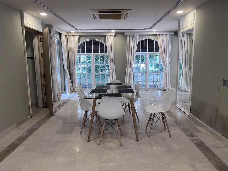 ⭐️D10 BOTANIC GARDENS. WIDE FRONTAGE.⭐️ SQUARISH LAND ☎️ JEAN 93571119, Woollerton Park, Gallop Park, Jln Harom Setangkai, Tanglin / Holland / Bukit Timah, 5 Bedrooms, 10,000 sqft, Good Class Bungalow For Sale, by Jean Ong, 60009869 - PropertyGuru.com.sg
