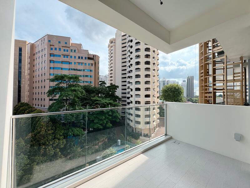 Klimt Cairnhill, 71 Cairnhill Road, Orchard / River Valley, 4 Bedrooms, 2,056 sqft, Condominium For Rent, by Alexis Quek, 60010096 - Balcony - PropertyGuru.com.sg