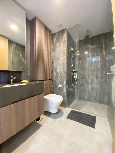 Midwood, 10 Hillview Rise, 1 Bedroom, 484 sqft, Condominium For Rent, by Tan Chea Yang, 60010143 - Bathroom - PropertyGuru.com.sg