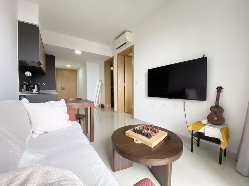 Midwood, 10 Hillview Rise, 1 Bedroom, 484 sqft, Condominium For Rent, by Tan Chea Yang, 60010143 - Living Room - PropertyGuru.com.sg