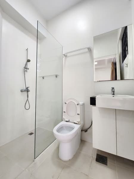 Yuk Tong Avenue, Yuk Tong Avenue, 4 Bedrooms, 2,936 sqft, Terraced House For Rent, by Melvin Lo, 60010239 - PropertyGuru.com.sg