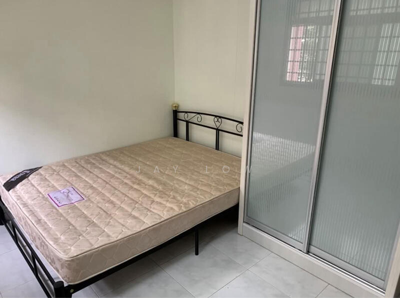 711 Tampines Street 71, 711 Tampines Street 71, Room Rental, 110 sqft, HDB Flat For Rent, by Jay Low, 60010315 - PropertyGuru.com.sg