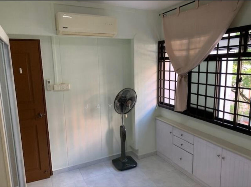 711 Tampines Street 71, 711 Tampines Street 71, Room Rental, 110 sqft, HDB Flat For Rent, by Jay Low, 60010315 - PropertyGuru.com.sg