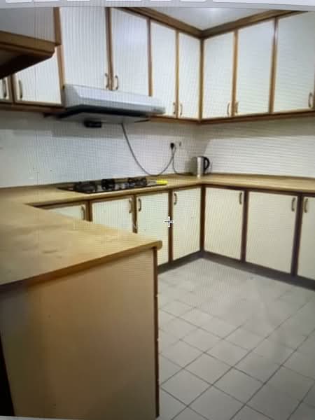 Fragrance Court, 12 Yew Siang Road, 3 Bedrooms, 1,421 sqft, Condominium For Rent, by Leong Kok Ying, 60011103 - Kitchen - PropertyGuru.com.sg