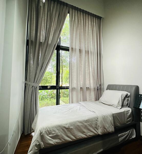 Kent Ridge Hill Residences, 68 South Buona Vista Road, 2 Bedrooms, 785 sqft, Condominium For Rent, by April Ng, 60011241 - PropertyGuru.com.sg