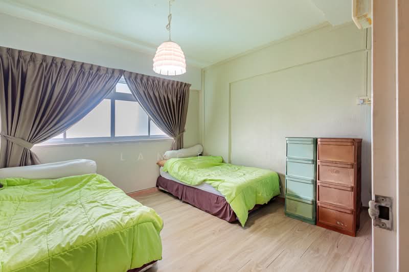 336 Jurong East Avenue 1, 336 Jurong East Avenue 1, 4 Bedrooms, 1,603 sqft, HDB Flat For Sale, by Lance Poh, 60011367 - Bedroom - PropertyGuru.com.sg