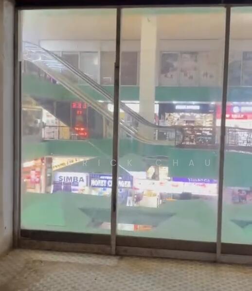 People's Park Complex, 1 Park Road, 390 sqft, Mall Shop For Rent, by Derrick Chau, 60011861 - Others - CommercialGuru.com.sg
