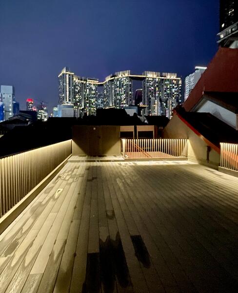 Amazing view of city skyline from roof
