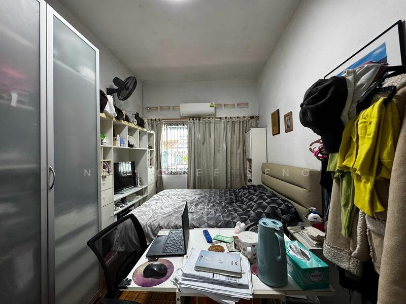 Chuan Terrace Corner Terrace For Sale at S$ 5,500,000 | PropertyGuru Singapore - Bedroom