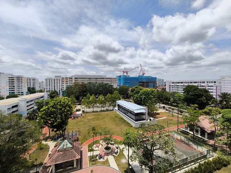 126 Yishun Street 11 HDB Flat For Sale at S$ 540,000 | PropertyGuru Singapore