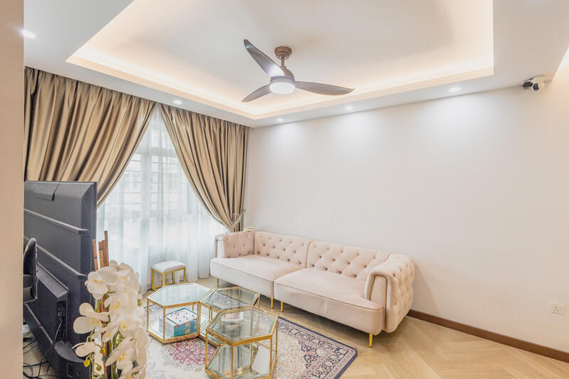 526A Pasir Ris Street 51 HDB Flat For Sale at S$ 760,000