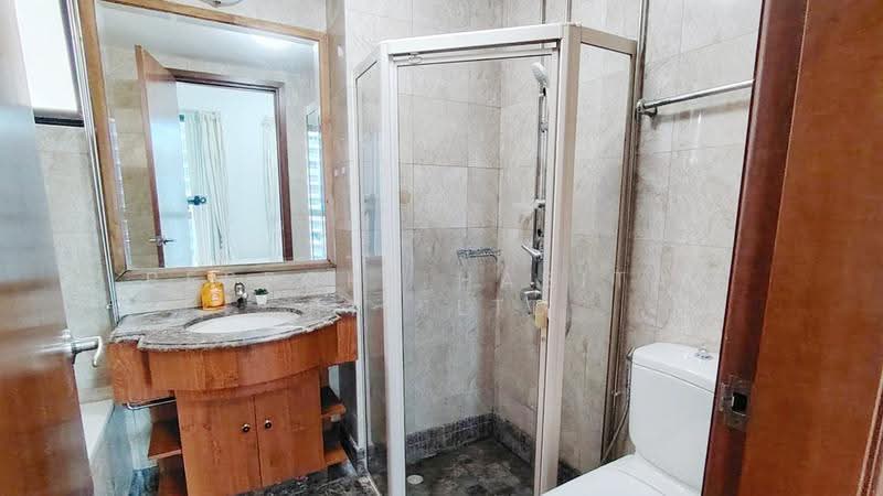 Tanglin View, 150 Prince Charles Crescent, Alexandra / Commonwealth, Room Rental, 100 sqft, Condominium For Rent, by Bespoke Habitat Pte Ltd, 60012962 - 15-19 MBR4 Bathroom - PropertyGuru.com.sg