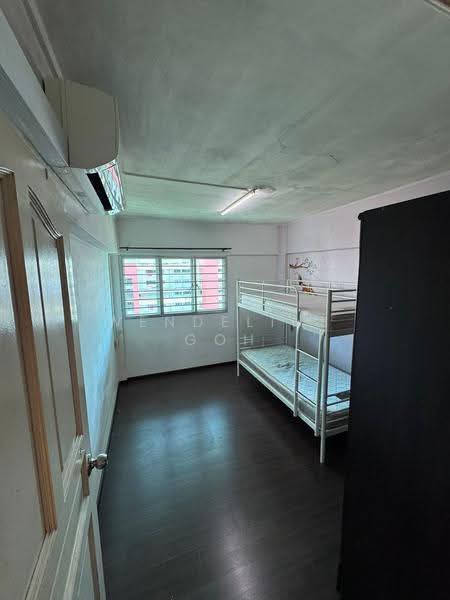 302 Ang Mo Kio Avenue 3, 302 Ang Mo Kio Avenue 3, Ang Mo Kio / Bishan / Thomson, 2 Bedrooms, 947 sqft, HDB Flat For Rent, by Wendeline Goh, 60012963 - Bedroom - PropertyGuru.com.sg
