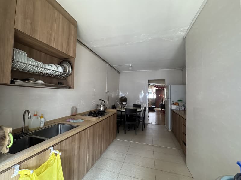 915 Jurong West Street 91, 915 Jurong West Street 91, 2 Bedrooms, 796 sqft, HDB Flat For Rent, by Anson Goh, 60013113 - Kitchen - PropertyGuru.com.sg