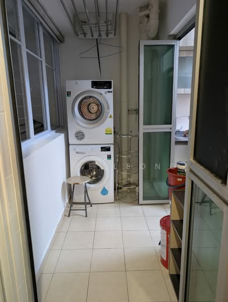 clementi, Clementi Ave 1, 2 Bedrooms, 809 sqft, HDB Flat For Rent, by Jane Leong, 60013191 - Others - PropertyGuru.com.sg