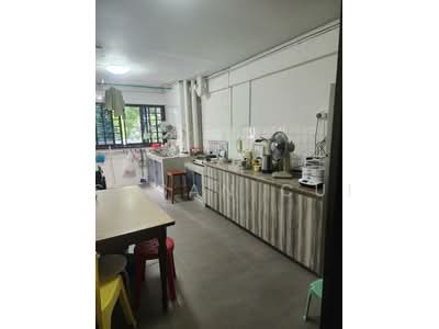 For Rent - 561 Ang Mo Kio Avenue 10