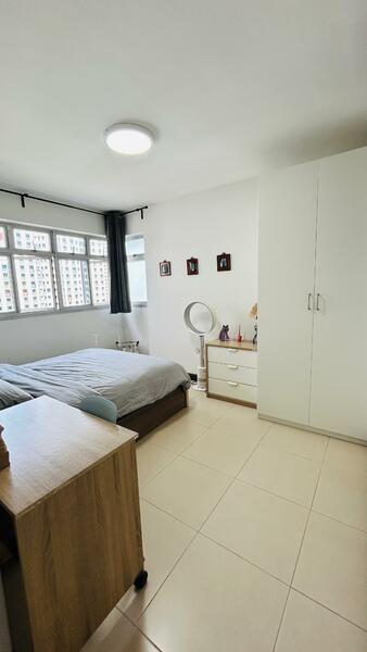 21 Teban Gardens Road, 21 Teban Gardens Road, Room Rental, 200 sqft, HDB Flat For Rent, by TIMOTHY SANTIKA, 60013439 - PropertyGuru.com.sg