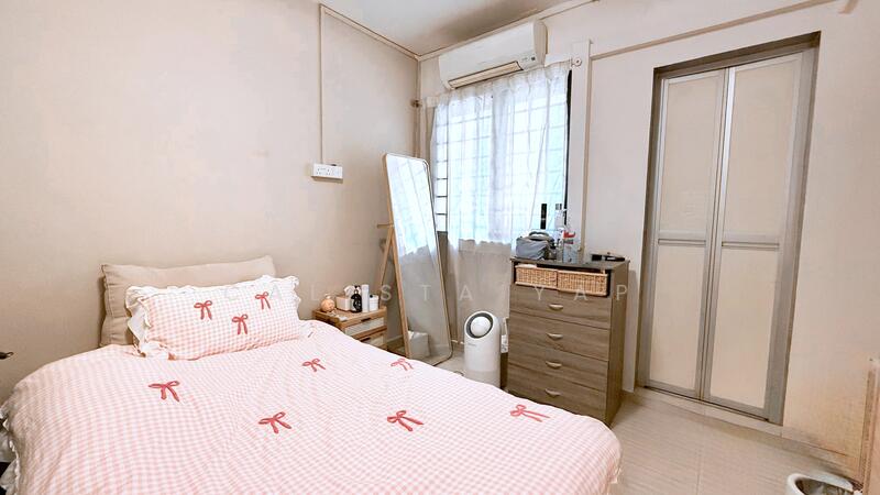 For Sale - 825 Yishun Street 81