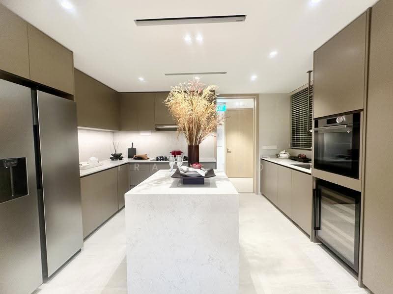 MEYER BLUE, 83 Meyer Road, East Coast / Marine Parade, 5 Bedrooms, 1,905 sqft, Condominium For Sale, by Tracy Teo, 60013522 - PropertyGuru.com.sg