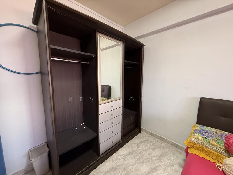 393 Tampines Avenue 7, 393 Tampines Avenue 7, Room Rental, 100 sqft, HDB Flat For Rent, by Kevin Ong, 60013527 - PropertyGuru.com.sg