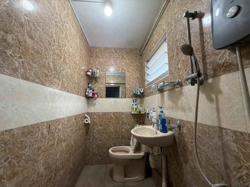 393 Tampines Avenue 7, 393 Tampines Avenue 7, Room Rental, 100 sqft, HDB Flat For Rent, by Kevin Ong, 60013527 - PropertyGuru.com.sg