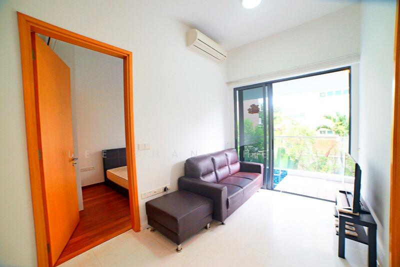 Daisy Suites, 35 Daisy Road Singapore, 2 Bedrooms, 592 sqft, Apartment For Sale, by Lee Shan Sheryl, 60013700 - Living Room - PropertyGuru.com.sg