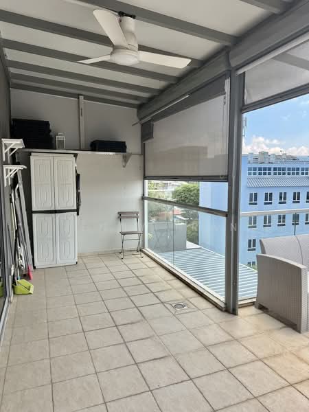 The Lenox Apartment For Sale at S$ 1,600,000 | PropertyGuru Singapore - Roof terrace