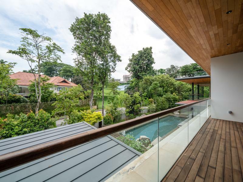 For Sale - SHIROHANA MASTERPIECE @ BOTANIC GDNS!!