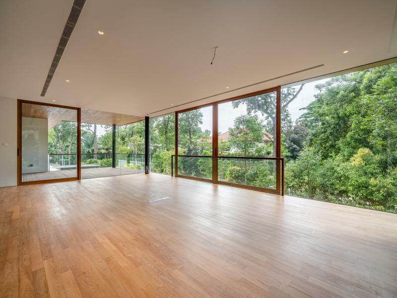 For Sale - SHIROHANA MASTERPIECE @ BOTANIC GDNS!!