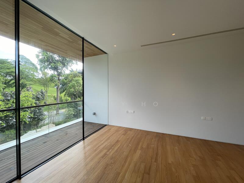 For Sale - SHIROHANA MASTERPIECE @ BOTANIC GDNS!!