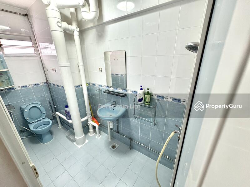 For Sale - 556 Jurong West Street 42