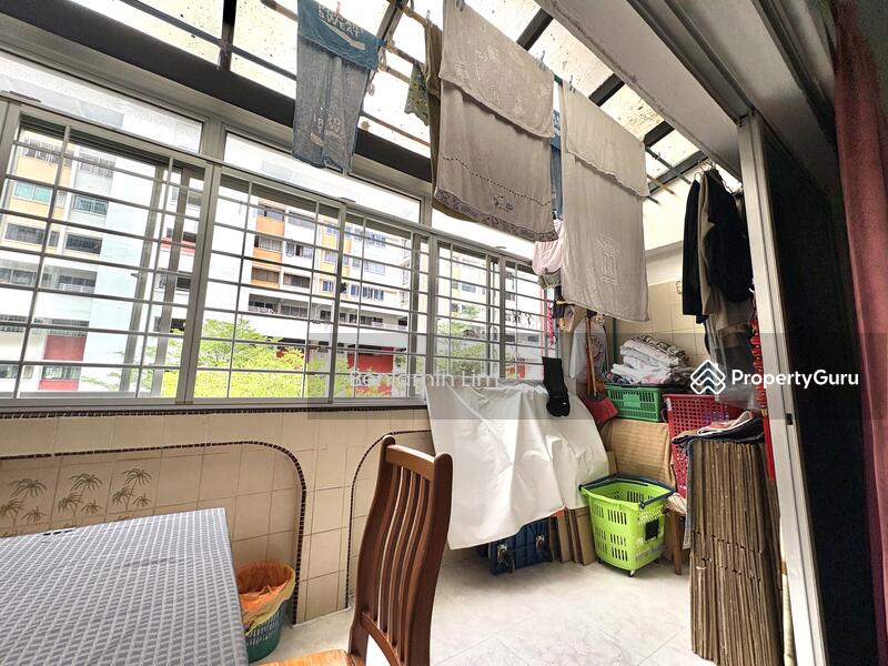 For Sale - 556 Jurong West Street 42