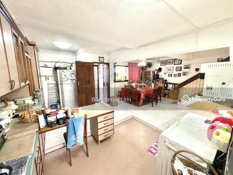 For Sale - 556 Jurong West Street 42