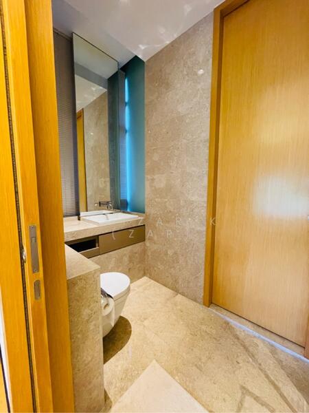 Nouvel 18, 18 Anderson Road, 4 Bedrooms, 2,476 sqft, Condominium For Rent, by Kaizar K (Zar), 60014253 - Common Washroom - PropertyGuru.com.sg
