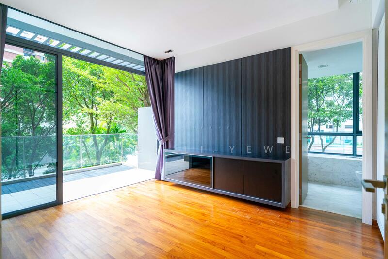 The Trizon Condominium For Sale at S$ 2,900,000 | PropertyGuru Singapore - Balcony