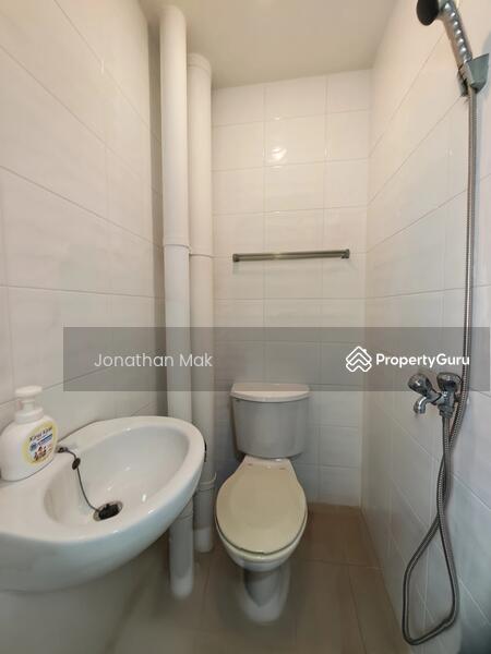 Yard washroom 