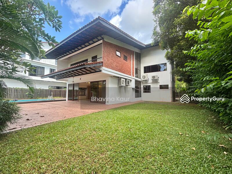 For Rent - Bukit Timah Bungalow with Garden and Pool!