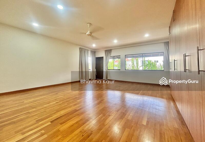 3rd ensuite bedroom with attached balcony