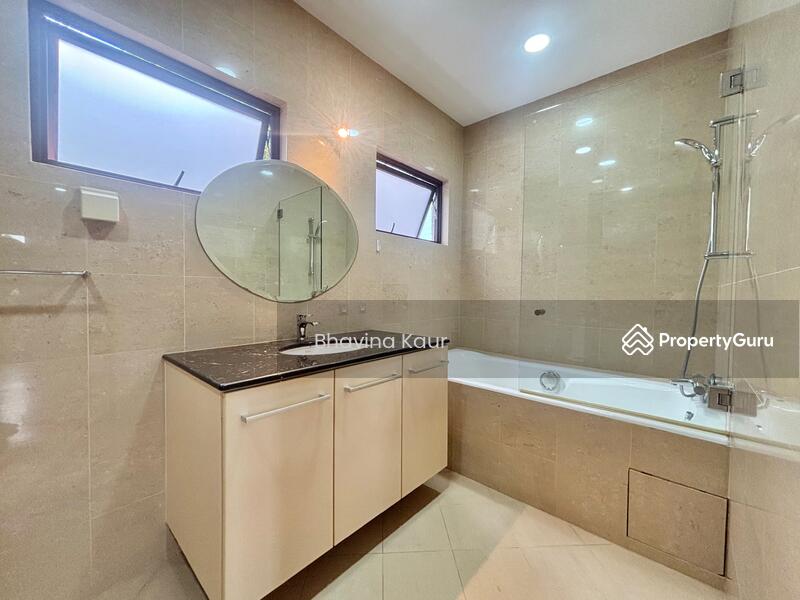 For Rent - Bukit Timah Bungalow with Garden and Pool!