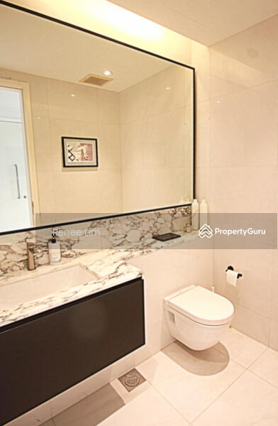 Guest Powder Room 