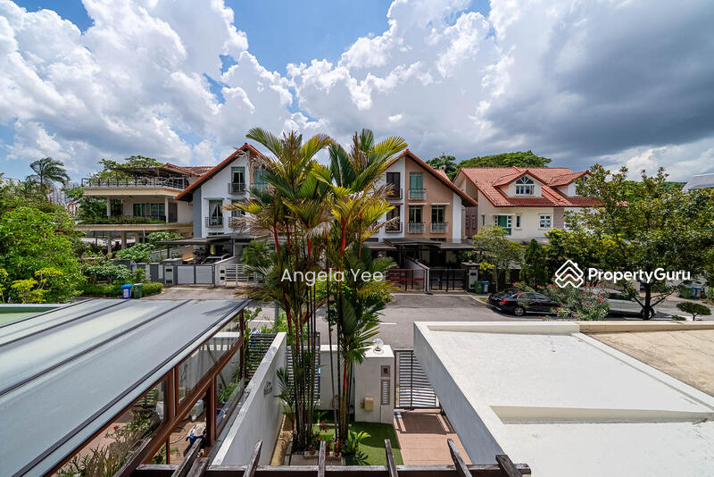 For Sale - Chuan Drive