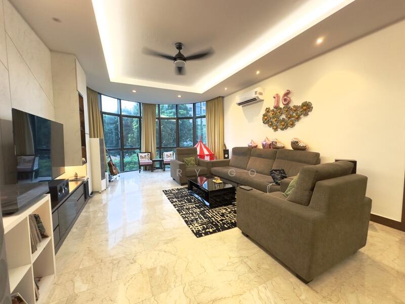 For Sale - Parc Oasis