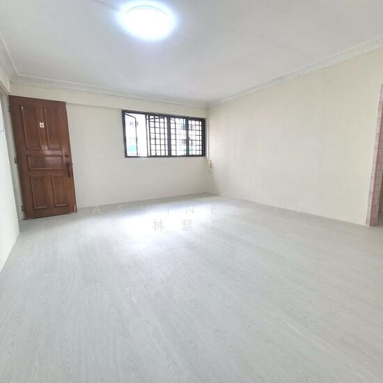 For Sale - 751 Yishun Street 72