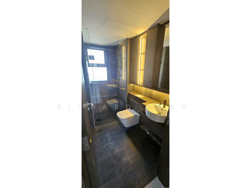 Mori, 223 Guillemard Road, 3 Bedrooms, 958 sqft, Condominium For Rent, by Richard Seah, 60014956 - Common Bath - PropertyGuru.com.sg