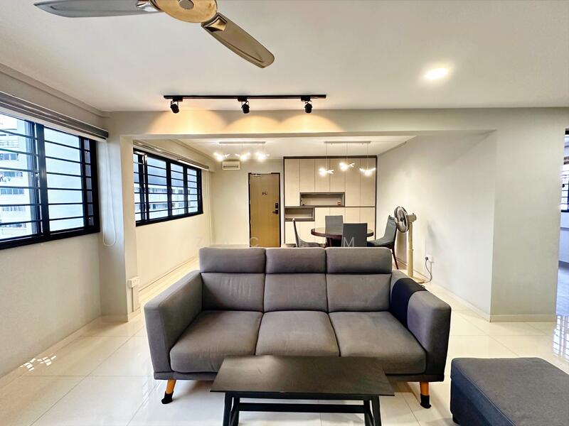 625 Yishun Street 61, 625 Yishun Street 61, 3 Bedrooms, 1,302 sqft, HDB Flat For Rent, by Zac Lim, 60015016 - Living Room - PropertyGuru.com.sg