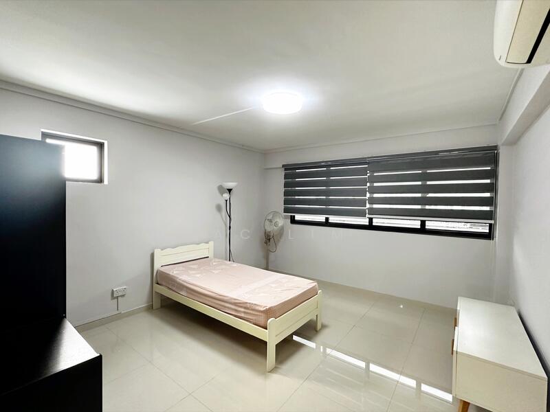 625 Yishun Street 61, 625 Yishun Street 61, 3 Bedrooms, 1,302 sqft, HDB Flat For Rent, by Zac Lim, 60015016 - Bedroom - PropertyGuru.com.sg